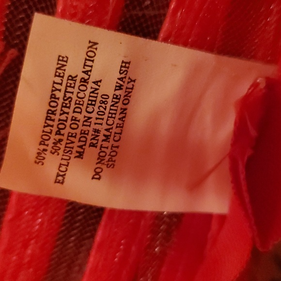 Red hat - Picture 3 of 4